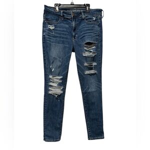 American Eagle distressed demim skinny jeans size 12 short